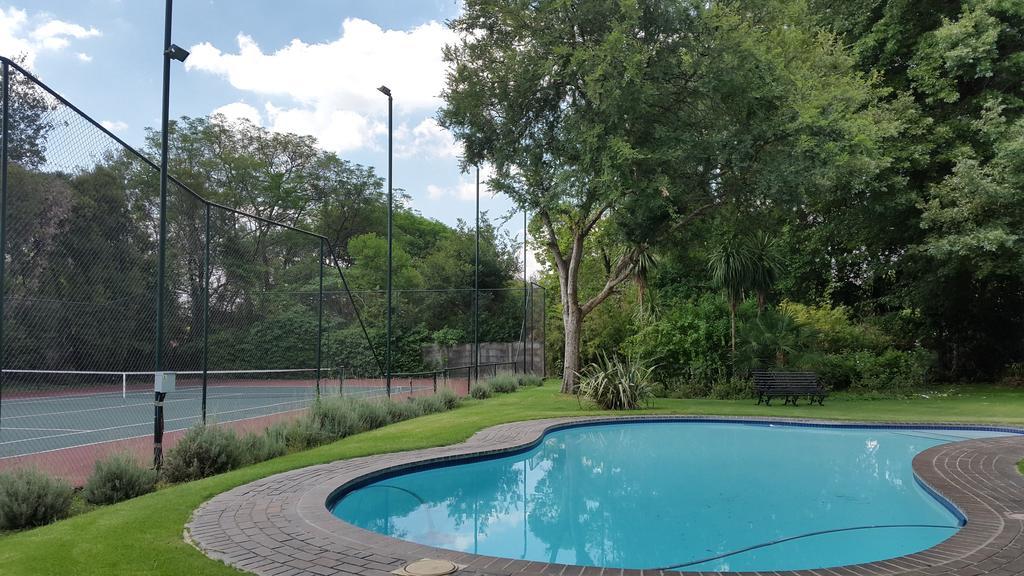 A Peaceful Retreat Bed & Breakfast Sandton Exterior photo